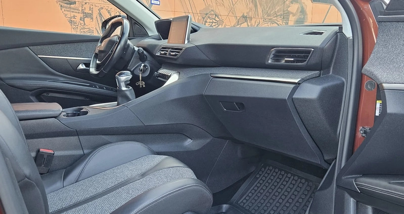 Peugeot 3008 cena 70900 przebieg: 97900, rok produkcji 2018 z Katowice małe 742